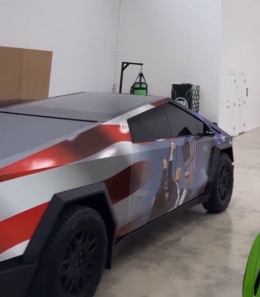 Trump-Wrapped Tesla Cybertruck