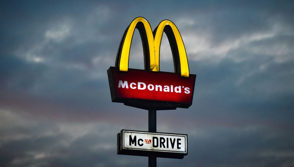 Mcdonald's worker reveals customers who greet them may be ignored