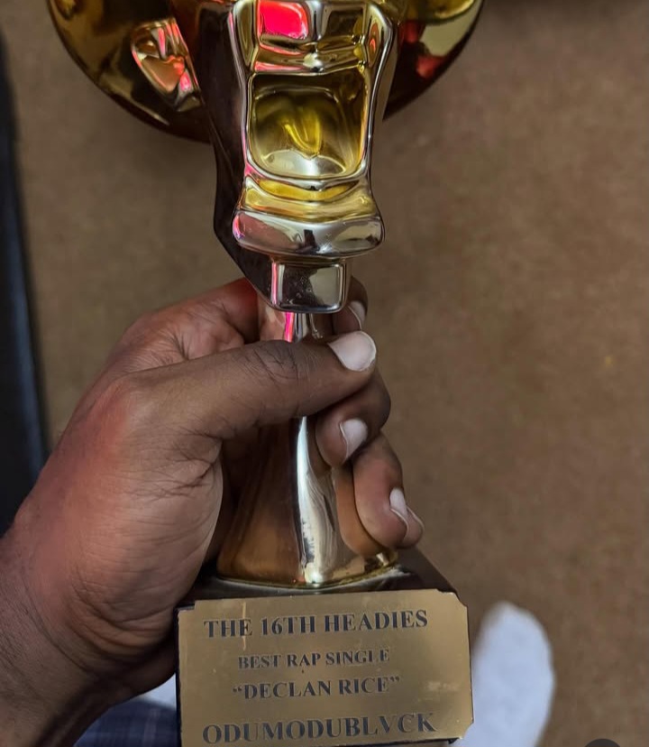 Odumodublvck won Best Rap Single with Declan Rice at the 16th Headies Award 