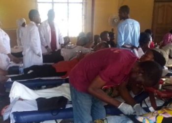 Doctors and staff at General Hospital Badagry celebrate zero maternal mortality in the Mother and Child Care Centre.