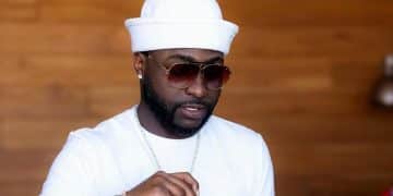 Moment Davido Told Friends to Stop Smoking Out of Respect for His Dad Goes Viral [VIDEO]”