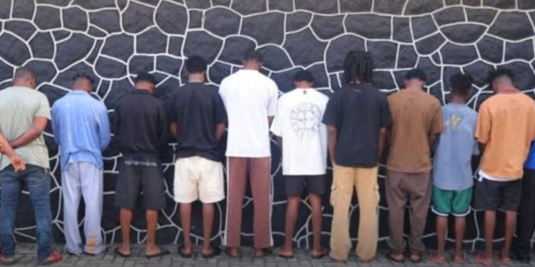 EFCC operatives arrest suspects in Lagos during a cybercrime raid