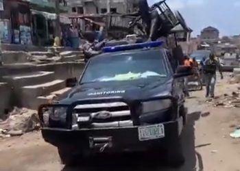 LAWMA enforcement team conducting raids on cart pushers along Lagos-Badagry Expressway