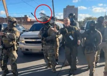 Border Patrol Chicago tear gas