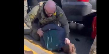 Evanston Erupts in Chaos Over ICE Raids: Federal Agents Clash with Residents