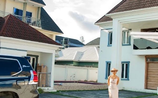 Regina Daniels Celebrates New Mansion, Declares Herself ‘Queen of Her House’ Amid Marital Issues