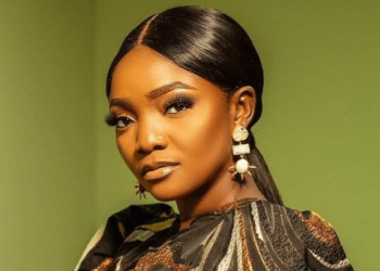 Simi Makes History as ‘Duduke’ Earns First International Gold Certification