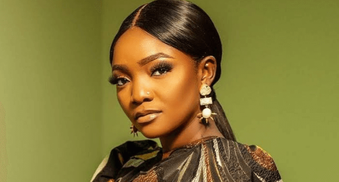 Simi Makes History as ‘Duduke’ Earns First International Gold Certification