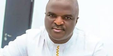 Chaos in Okitipupa: Thugs Attack Obesere, Steal Phone, Jewelry and N4m Cash at Burial Performance