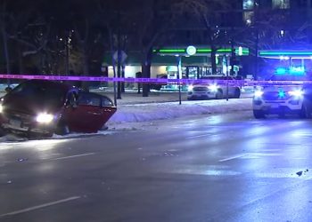 Bronzeville shooting 18-year-old killed 2 injured