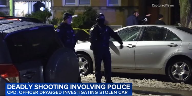 Chicago Officer Shoots, Kills Man in Car Struggle