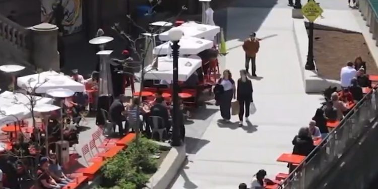 Chicago Restaurant Owner Sues City Over Alleged Racial Discrimination