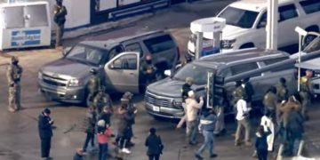 Federal Agents Return to Chicago: Arrests Spark Fear in Little Village and Evanston