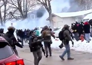 Suspected Gang Member Accused of Ramming ICE Vehicle During Arrest in Elgin