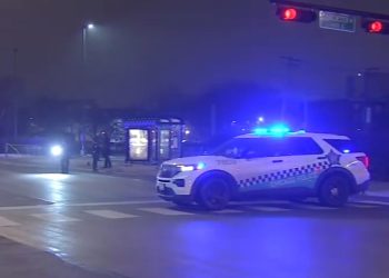 Tow Truck Driver Shoots at Woman’s SUV in Downtown Chicago