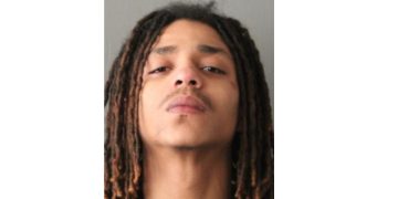 23-Year-Old Faces Felony Counts Following Aggravated Battery in Chicago