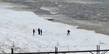 Danger on Lake Michigan: Video Shows Adults and Children Slipping on Unstable Ice