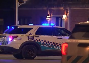 22-Year-Old Man Found Dead in Near North Side Parking Garage