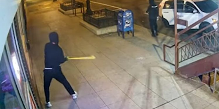 ATM Thieves Strike Three Chicago Neighborhoods in Overnight Spree