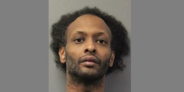 Man Accused of Stabbing 32-Year-Old After Starting Fire on West Division