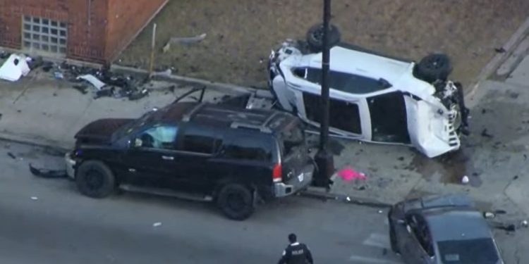 Man in Custody After Firing Shots at CPD Squad Cars in Auburn Gresham