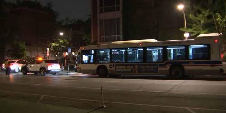 CTA Bus Driver Escapes Knifepoint Kidnapping on Near North Side