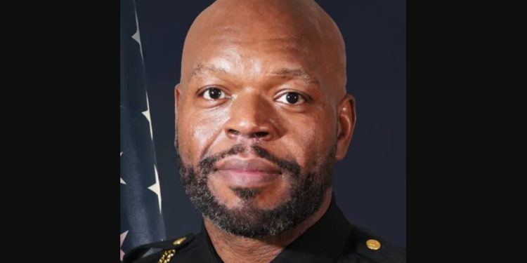 New Chicago Police Chief Earl Mayo Arrested After Selling Evidence Gun to Pawn Shop