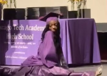 High School Withholds Chicago Graduate's Diploma After Stage Split Goes Viral