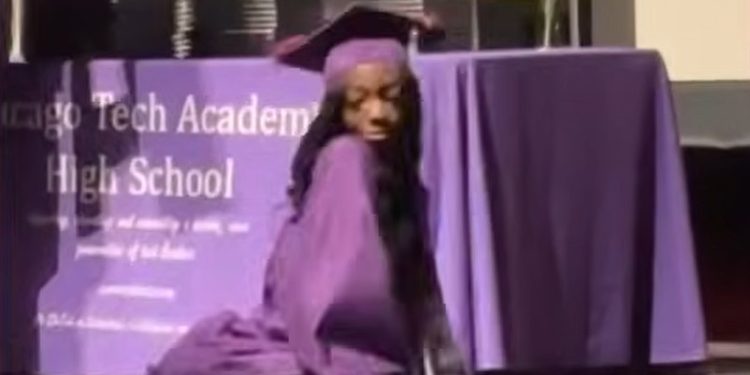 High School Withholds Chicago Graduate's Diploma After Stage Split Goes Viral