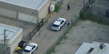 Man Shot in Both Legs During Bronzeville Alley Attack