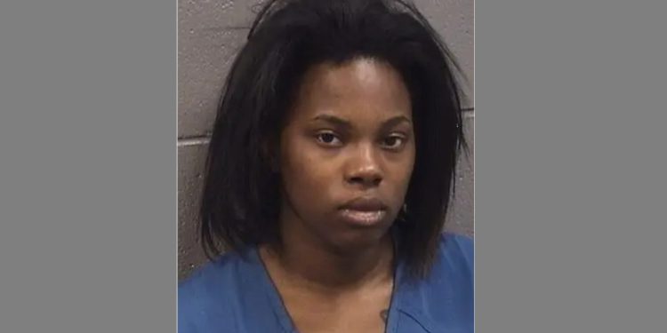 Tatiana Maxwell: Chicago Woman Pleads Not Guilty to Fatal Stabbing of Infant